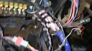 Опасные ЛАЙФХАКИ на ниве 2131. +Постоянно работает бензонасос.