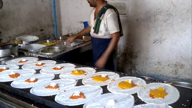 Dosa King - 14 Dosas in 5 Minutes : How to make Dosa ?  Indian street food