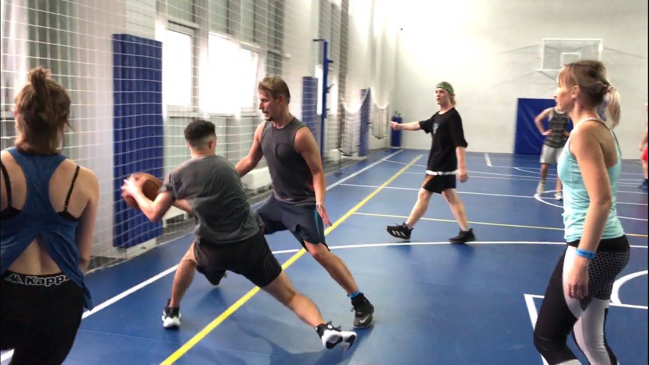 Играем в баскетбол любительский уровень смотреть онлайн