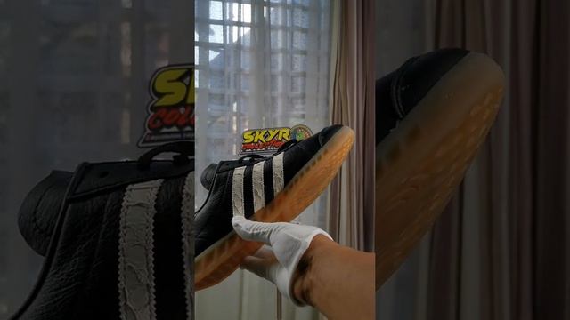 Original adidas shoes hamburg смотреть онлайн