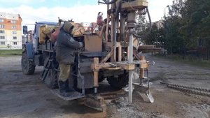 Бурение с воздухом. Аква Гео.