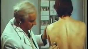 Аускультация легких  реж  Ю Бриккер  1979   Пропедевтика внутренних болезней   Медицинское обучающе