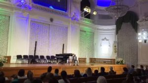 Ходила младешенька по борочку.