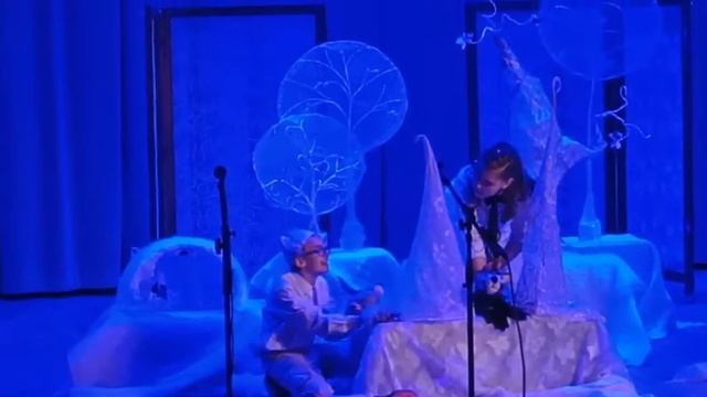 фрагмент из спектакля ЗИМНЯЯ СКАЗКА. ГАЛАКТИКА . 25.03.22 смотреть онлайн