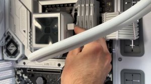 Why not? LIAN LI GA II LCD 280 in LANCOOL 216 - FULL WHITE PC BUILD!