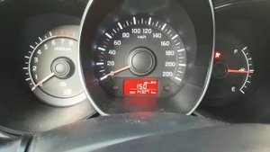 Kia Rio 3 (2012) моргает перегрев, горит джекичан, стрелка тахометра падает на ноль.