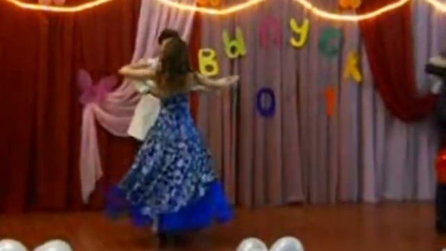 Школьный вальс, выпускной СШ№9 2011г ,г. Ровеньки смотреть онлайн