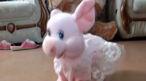 Детская игрушка свинка музыкальная и танцующая