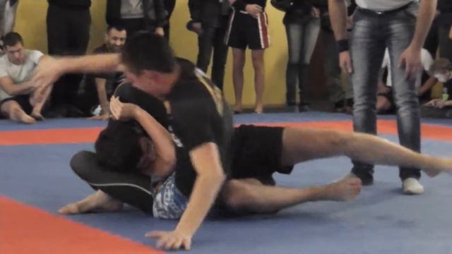 Ekaterinburg BJJ Open (No Gi)» по правилам IBJJF 22 декабря 2013 года. 5 смотреть онлайн