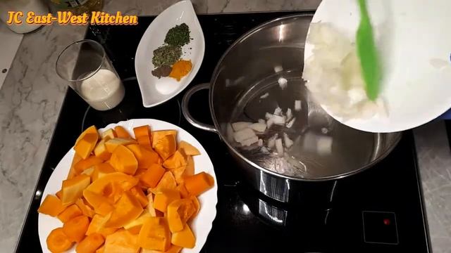 Vegetable puree soup/Gemüsepüreesuppe/Овощной суп-пюре смотреть онлайн