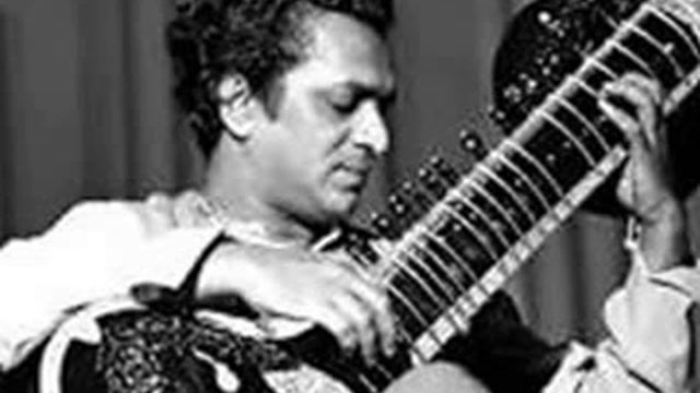 Pandit Ravi Shankar- Raga Hemant ( 1950s )
