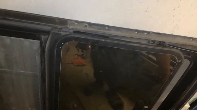 Opel Astra F elektromos napfénytető смотреть онлайн