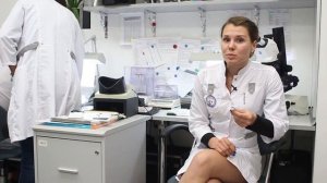 Как проверить золотое кольцо с изумрудом?