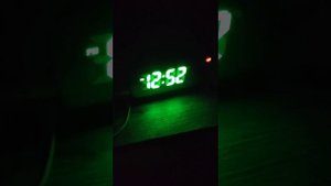 электронные часы с проектором
