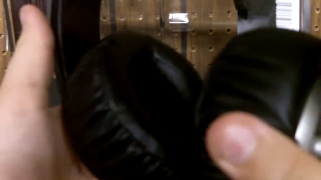 Sony Extra Bass Headphones - Unboxing and Review смотреть онлайн