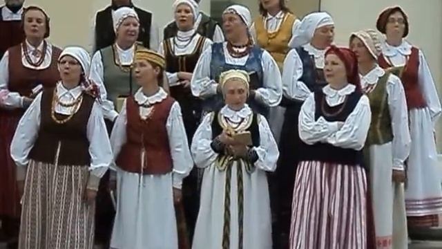 MOV07200. Моя любимая литовская народная песня смотреть онлайн
