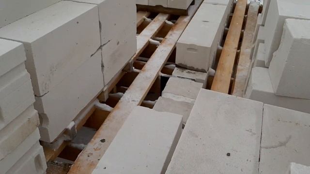 6,7,8 ноября. Первый ряд второго этажа. Дом из газоблока. Рудный. смотреть онлайн