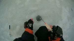 SJ5000 plus под водой, зимняя рыбалка.