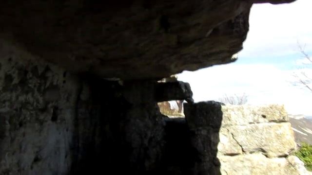 Мангуп Кале - пещерный город