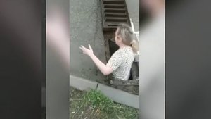Неравнодушная женщина спасла щенков