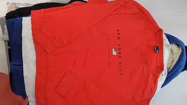 F1 04920 Sweatshirts HQ (Толстовки м/ж ) №6 15,3 кг   6,30€ за кг   35 ед смотреть онлайн