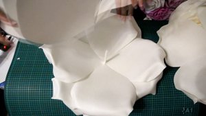 МК Роза из изолона (ростовые цветы)