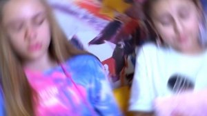 Тинейджеры VS Первоклашки || Смешные Ситуации с Одноклассниками