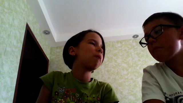 Челеджи кто съесть больше конфет смотреть онлайн