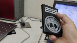 Лазерная гравировка анодированного алюминия ЧАСТЬ 1 линза 100х100