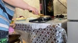 РЕБОРН «Сергей и Тася пекут блины»