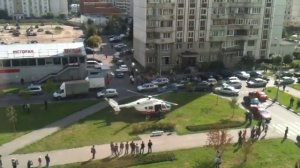 Вертолет улетает с  Новочеремушкинской улицы