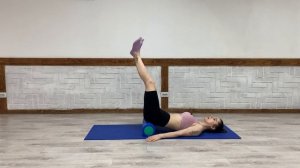 Тренировка для ног с роллером