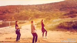 Танец под песню DESPACITO.