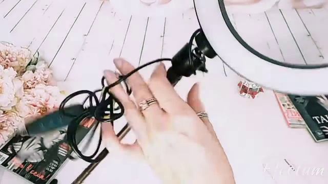 Световое кольцо на штативе из магазина #Capsaver Official Store смотреть онлайн