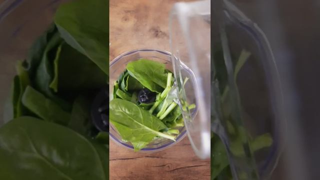 ? Самый вкусный смузи . Банан, шпинат, вода. ?? #вкусноибыстро #смузи #йога #news #yoga смотреть онлайн