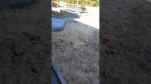 на следующий день после заливки бетона