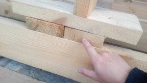 Каркас на полы или на фундамент? Плюсы и минусы установки каркаса сразу на фундамент