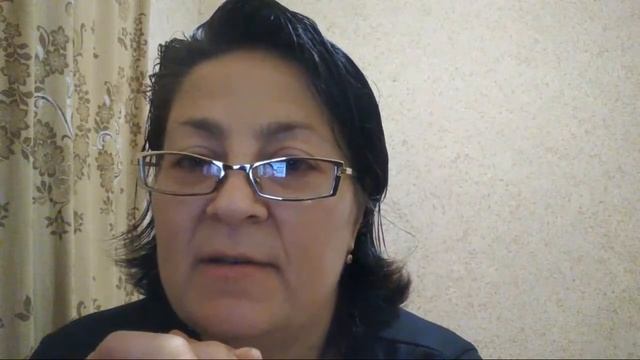 Богомол Укусил!Больно Оказывается