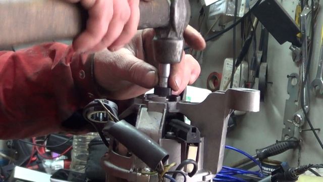 Стиральная машина срывается на обороты. Не стирает. смотреть онлайн