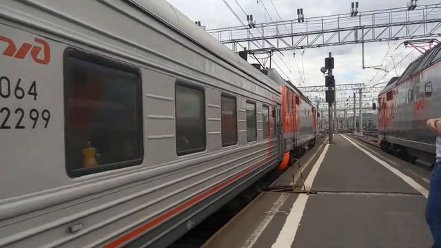 Отправление поезда 337 СПб - Самара (Full HD)