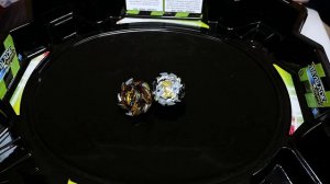 ЗОЛОТАЯ АДСКАЯ САЛАМАНДРА БейБлэйд Обзор Битва Salamander S4 Gravity Yielding BeyBlade Burst 3 сезо