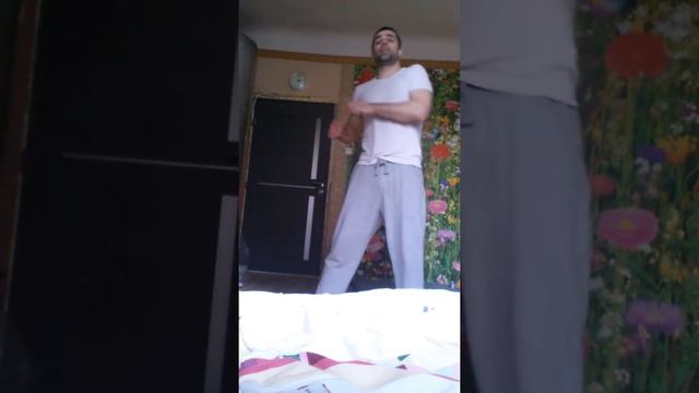 Разминка с утра. 10 минут для бодрости дня. смотреть онлайн