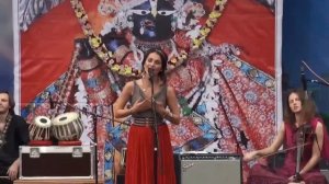 Сати Казанова. Бхаджан Шри Свами Вишвананды.