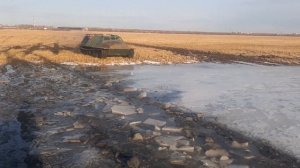 ГТТ и ГАЗ-71 по бездорожью , ДРИФТ НА ЛЬДУ!!!