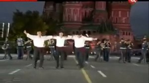 Sirtaki dance at the Red Square in Moscow - - Танцы Грек Зорба в Москве