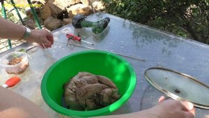 НЕРЕАЛЬНО ВКУСНАЯ СВИНАЯ РУЛЬКА! ЖАРЮ НА ШУРУПОВЕРТЕ!