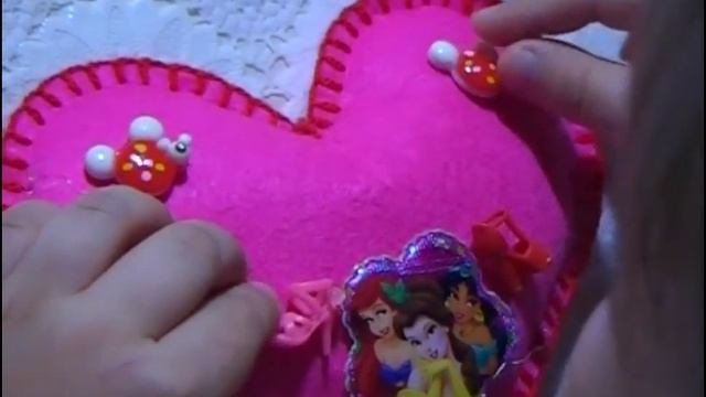 Мастеролька! Развивающее видео для детей. Поделки ко дню Святого Валентина.
