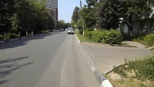 Поворот налево при выезде на главную дорогу..