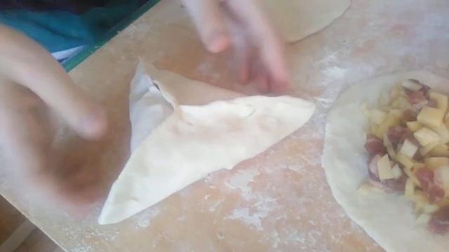 Как приготовить татарские трiугольники (очпочмак)