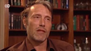 Мадс Миккельсен был самим собой 3 минуты подряд